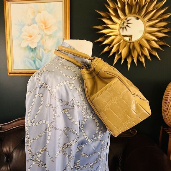 Vintage Bueno Embossed Croc Faux Leather Satchel Bag Purse Duffel Tan Camel Fob - Picture 3 of 14